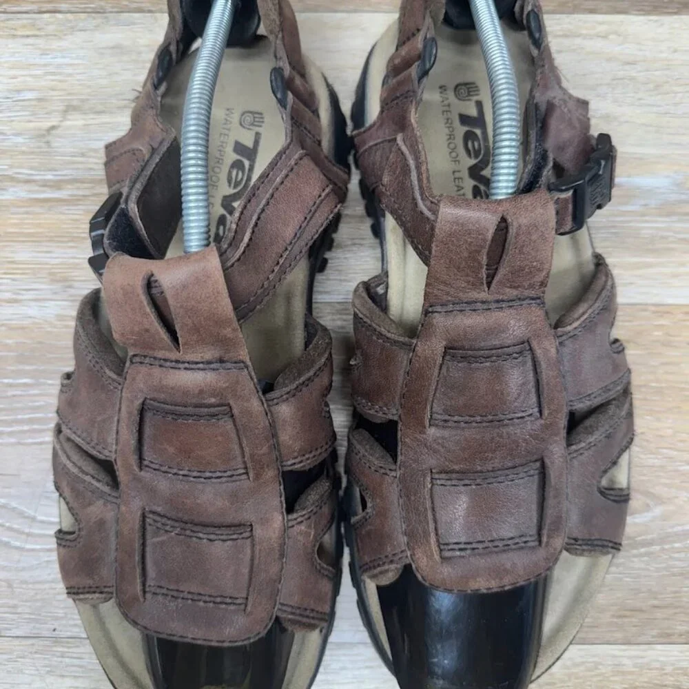 Teva Fisherman Brown Leather Sport Sandals Men's Size 10